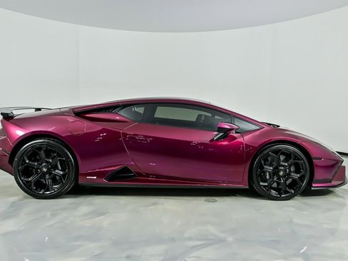 Used 2023 Lamborghini Huracan Tecnica image 14