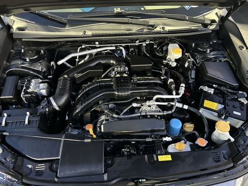 Used 2023 Subaru Crosstrek 2.0i Premium image 17