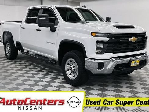 Used 2025 Chevrolet Silverado 3500 W/T w/ WT/CX Safety Package AWD/4WD image 1