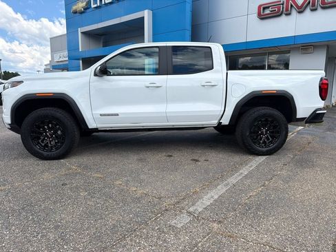 New 2026 GMC Canyon Elevation RWD image 2