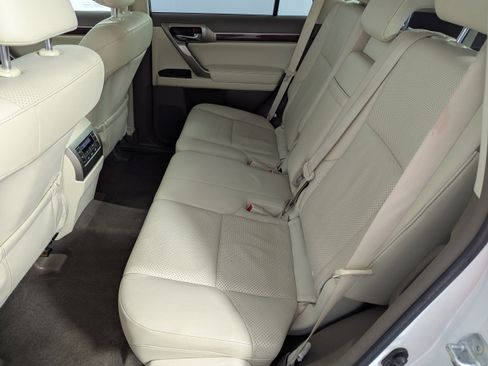 Used 2012 Lexus GX 460 w/ Comfort Plus Pkg image 28