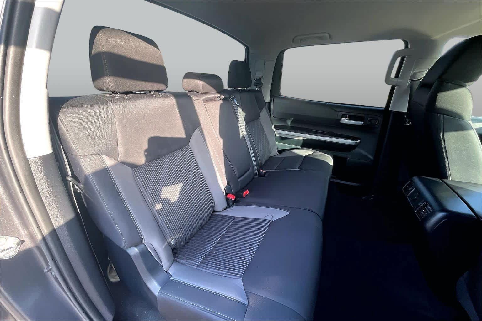 Used 2017 Toyota Tundra SR5 w/ TRD Off Road Package AWD/4WD image 18