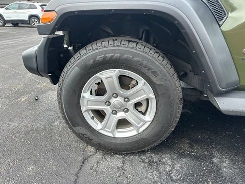 Certified 2021 Jeep Wrangler Unlimited Sport AWD/4WD image 18