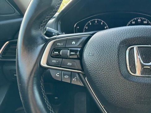 Used 2018 Honda Accord Touring image 21