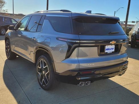 New 2026 Chevrolet Traverse High Country image 3