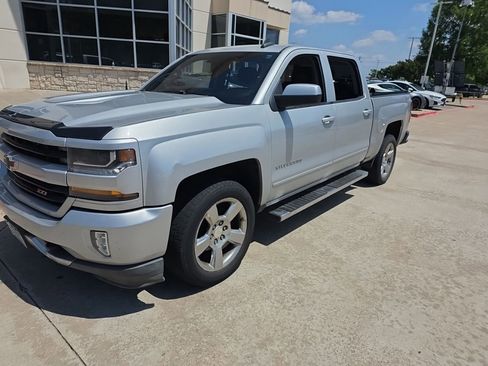 Used 2016 Chevrolet Silverado 1500 LT w/ All Star Edition AWD/4WD image 4