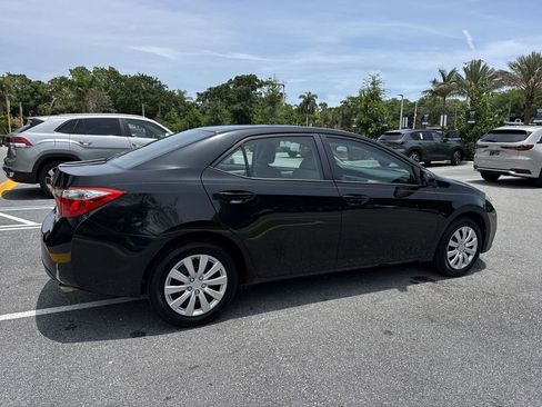 Used 2014 Toyota Corolla LE FWD image 4