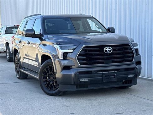 Used 2023 Toyota Sequoia SR5 w/ SR5 Premium Package image 2
