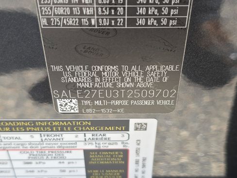 New 2026 Land Rover Defender 110 X-Dynamic SE image 34