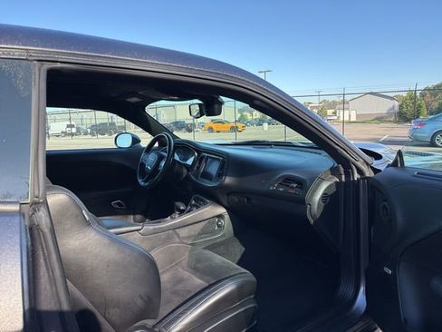 Used 2022 Dodge Challenger R/T Scat Pack w/ Plus Package image 8