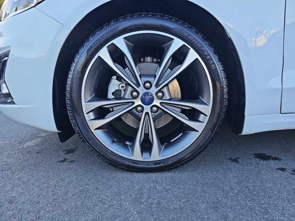 Used 2020 Ford Fusion Titanium FWD image 24