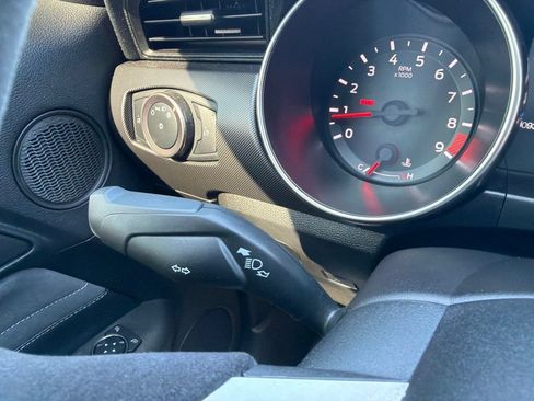 Used 2020 Ford Mustang Shelby GT350 w/ Technology Package RWD image 27