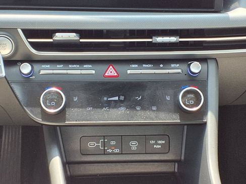 Used 2025 Hyundai Sonata SEL FWD image 16