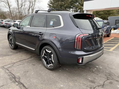 New 2025 Kia Telluride EX image 3