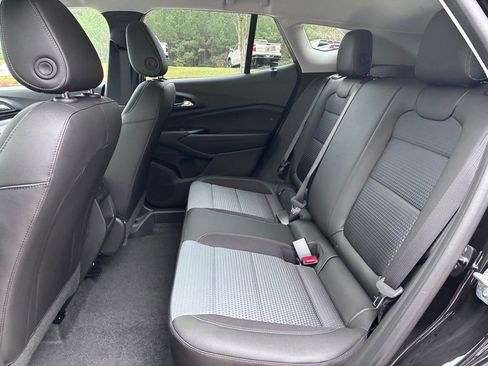 Used 2026 Chevrolet Trax LT w/ Driver Confidence Package image 13