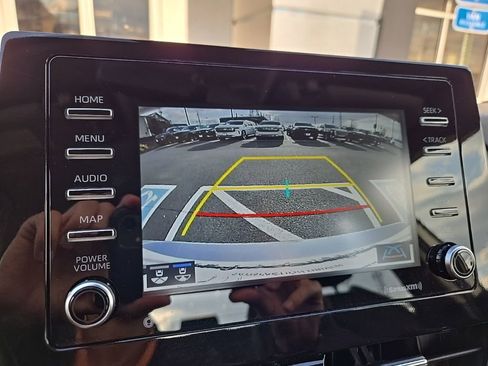 Used 2024 Toyota Camry SE image 29