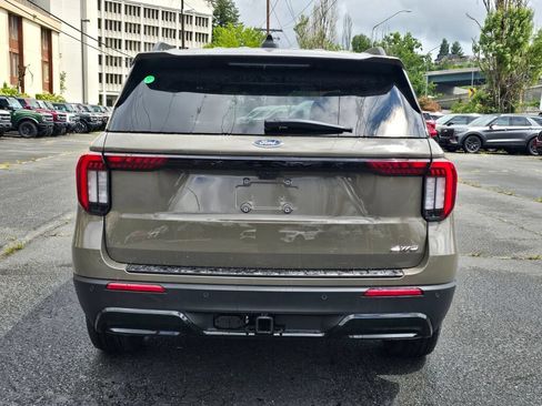 New 2026 Ford Explorer ST-Line AWD/4WD image 4