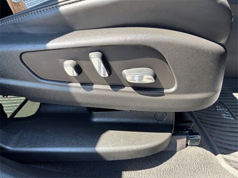 Used 2021 Cadillac XT6 Premium Luxury w/ Platinum Package image 43