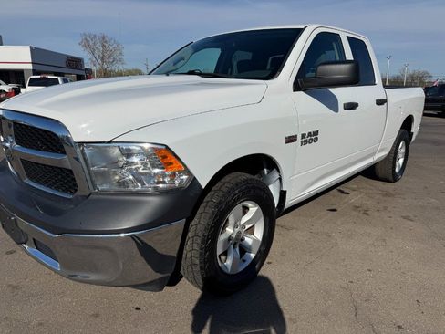Used 2017 RAM 1500 ST w/ SXT Appearance Group image 9