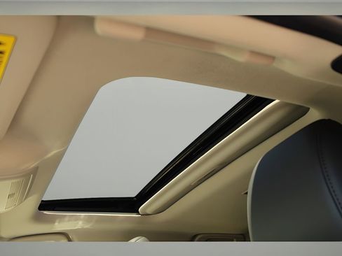 Used 2025 MAZDA CX-30 2.5 Turbo w/ Premium Plus Pkg image 11