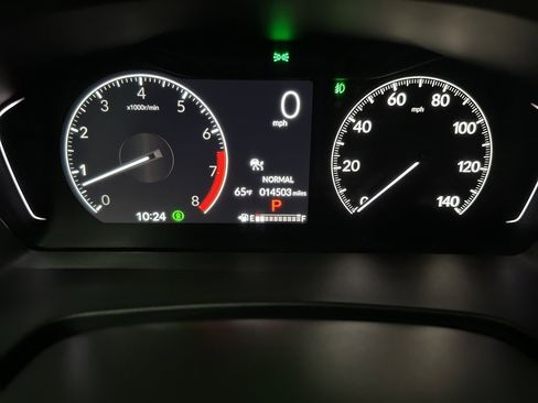 Used 2025 Honda Pilot TrailSport image 26