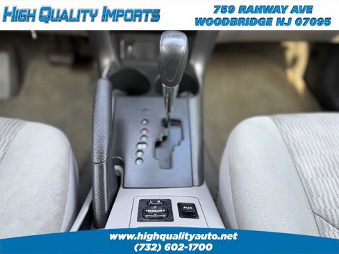 Used 2011 Toyota RAV4 4WD image 32