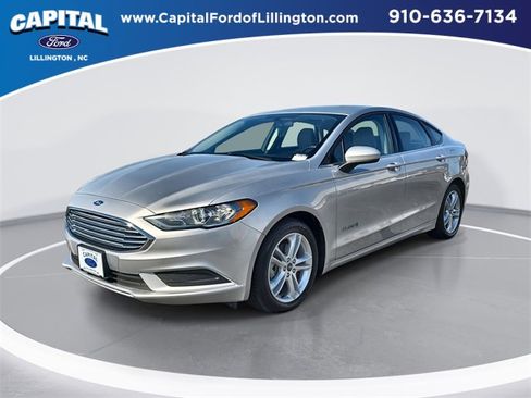 Used 2018 Ford Fusion S image 1