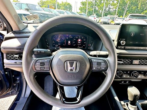 Used 2024 Honda Accord EX image 20