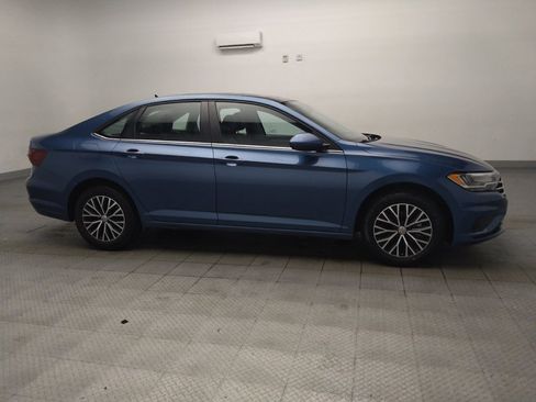Used 2021 Volkswagen Jetta R-Line FWD image 11
