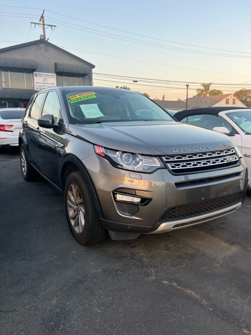Used 2016 Land Rover Discovery Sport HSE AWD/4WD image 4