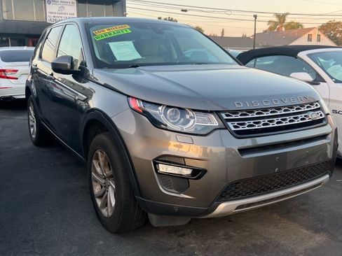 Used 2016 Land Rover Discovery Sport HSE AWD/4WD image 4
