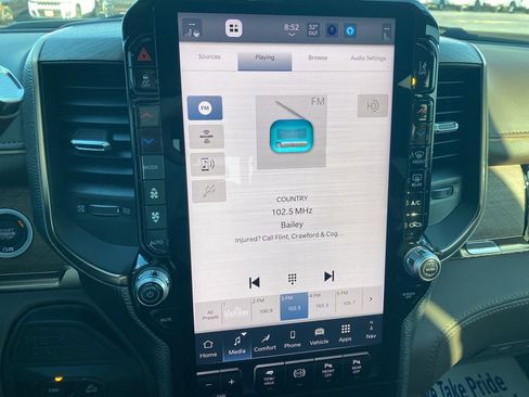 New 2026 RAM 2500 Limited image 25