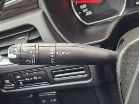 Used 2024 Chevrolet Tahoe LS w/ Driver Alert Package image 27