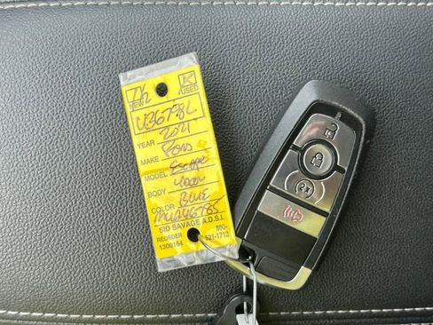 Used 2021 Ford Escape SE w/ Cold Weather Package AWD/4WD image 13