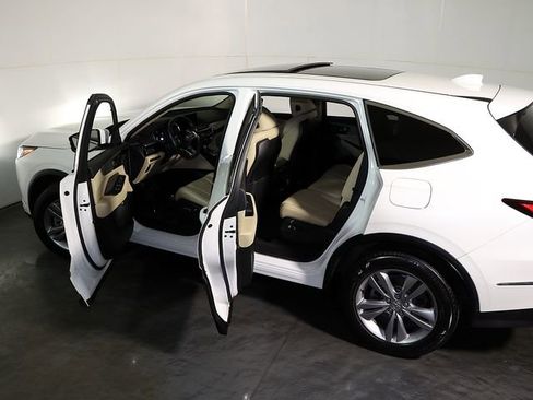Used 2023 Acura MDX SH-AWD image 5