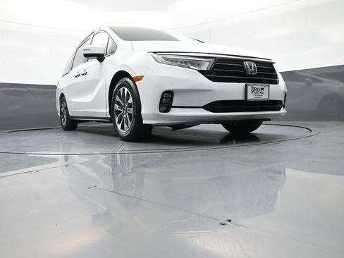 Certified 2023 Honda Odyssey EX-L image 30