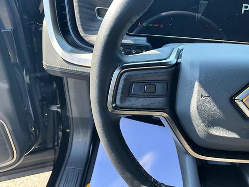 Used 2023 Rivian R1S Adventure AWD/4WD image 33