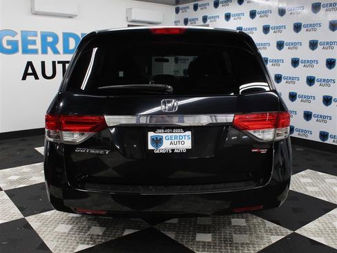 Used 2015 Honda Odyssey EX image 3