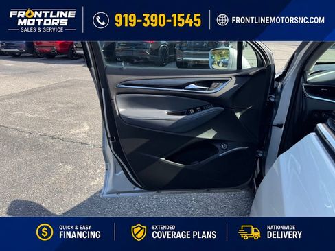 Used 2018 Buick Enclave Essence FWD image 18