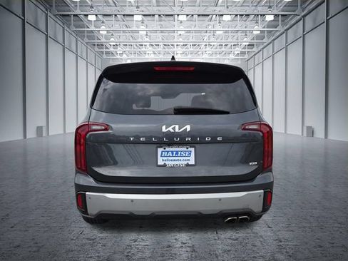 Used 2023 Kia Telluride S AWD/4WD image 4