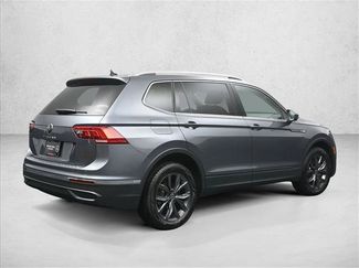 Used 2022 Volkswagen Tiguan SE FWD video 2