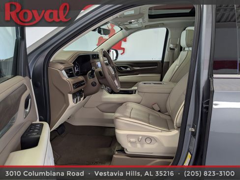 Used 2021 GMC Yukon XL Denali w/ Denali Premium Package RWD image 22