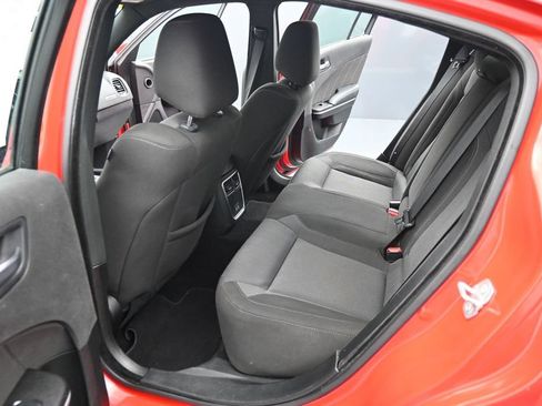 Used 2022 Dodge Charger SXT RWD image 16