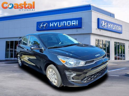 Used 2022 Kia Rio S image 1