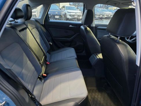 New 2026 Volkswagen Jetta SE FWD image 32
