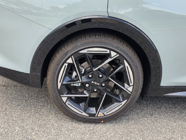 New 2026 Kia K4 GT-Line FWD image 5
