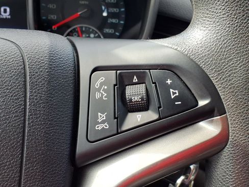 Used 2016 Chevrolet Malibu LT FWD image 15