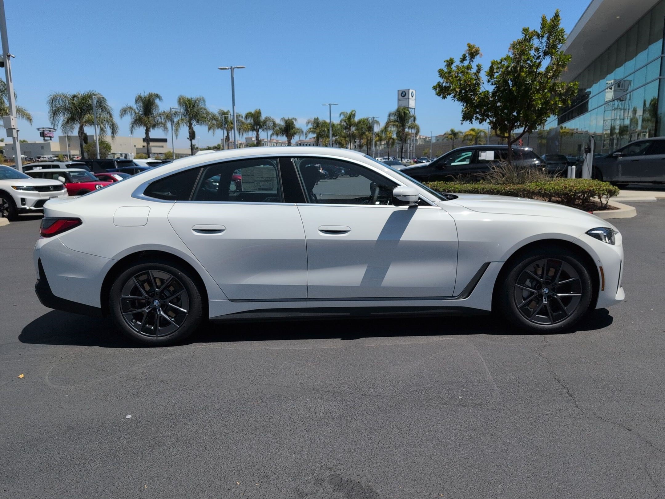 New 2026 BMW i4 xDrive40i w/ Parking Assistance Package AWD/4WD image 11