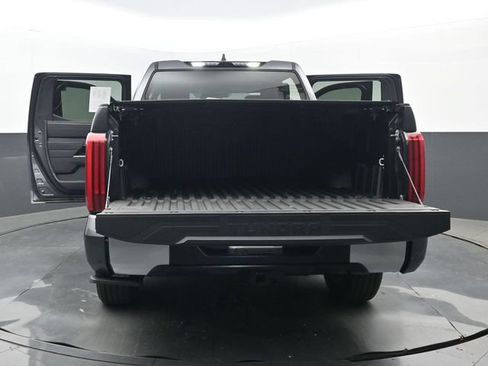 Used 2024 Toyota Tundra Limited AWD/4WD image 37