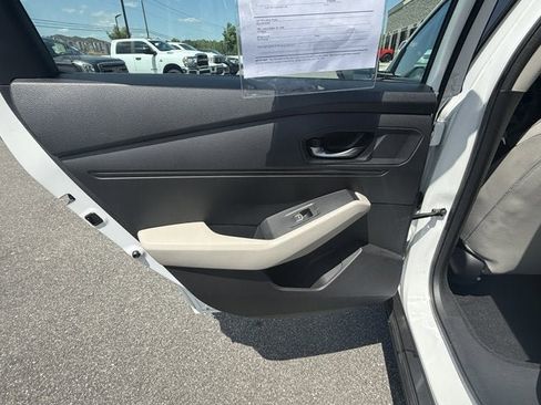 Used 2023 Honda Accord LX image 13
